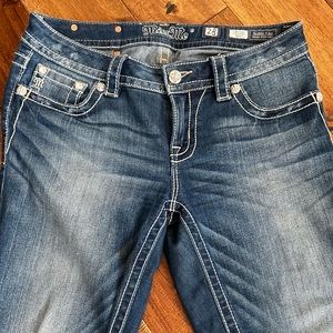 Miss Me JP9031P Cross Studded Bling Cuffed Denim Capri's  size 28